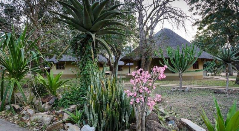 DOUBLE GARDEN VIEW