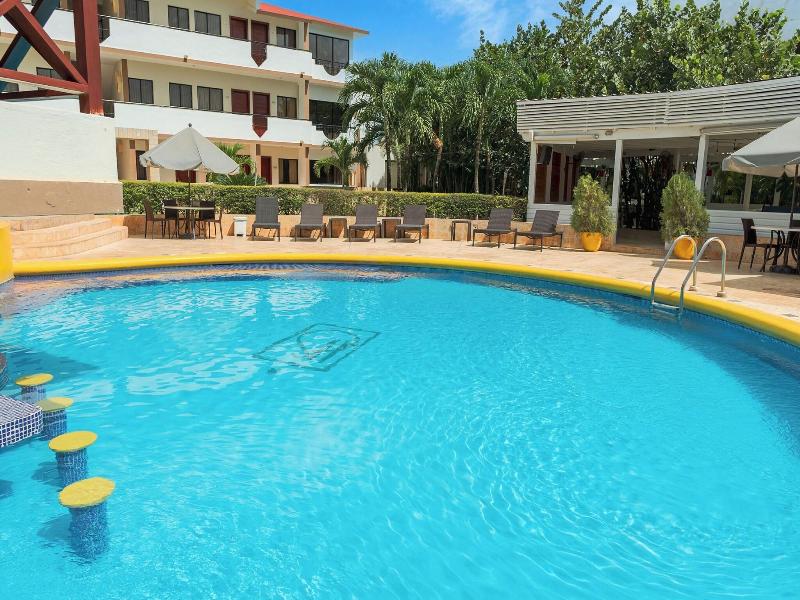 Hostal Silvestre image