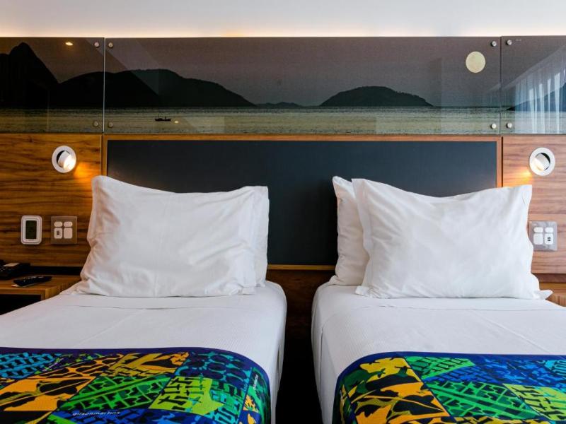 Arena Leme Hotel image