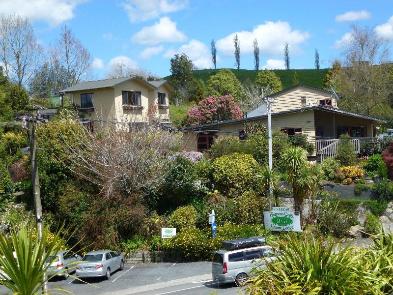 Waitomo Caves Guest Lodge image