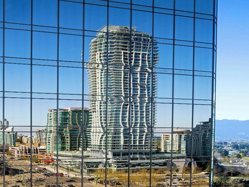 Element Vancouver Metrotown image