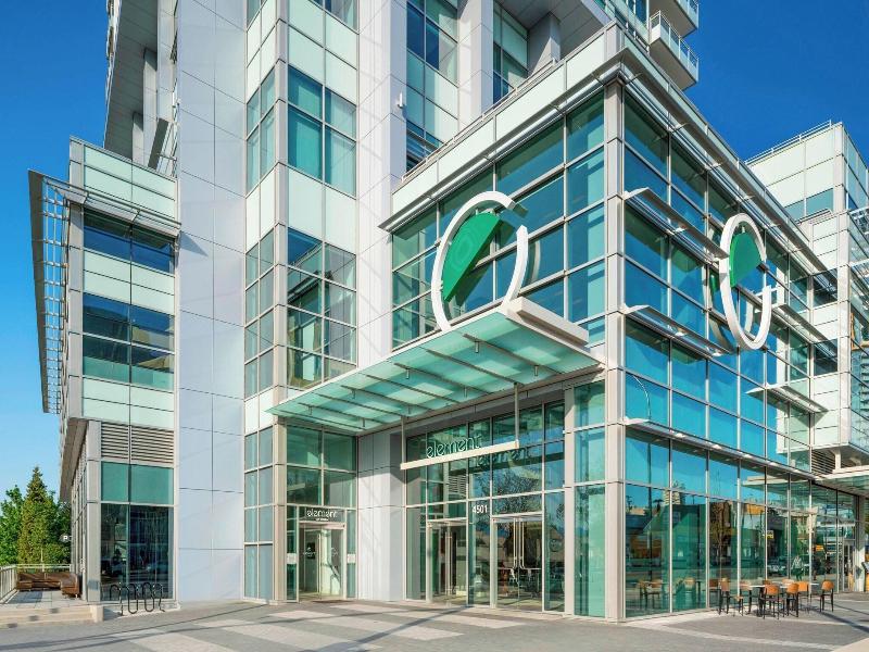 Element Vancouver Metrotown image