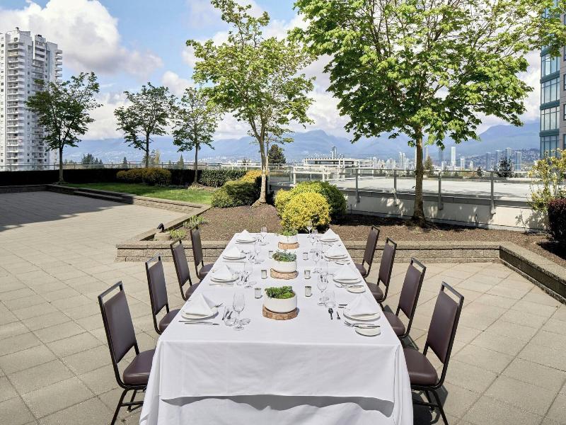 Element Vancouver Metrotown image