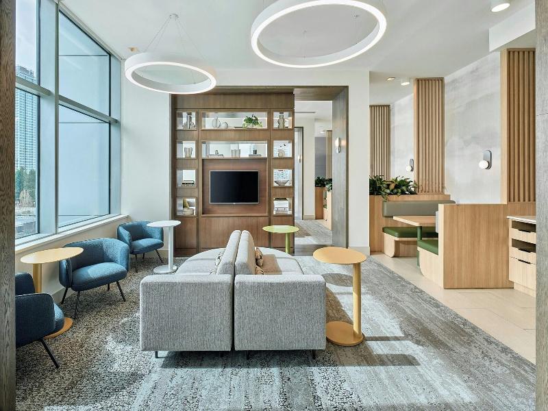 Element Vancouver Metrotown image
