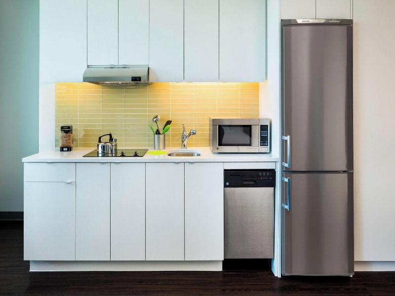 Element Vancouver Metrotown image