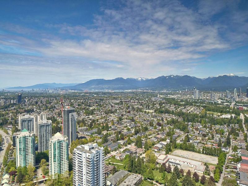Element Vancouver Metrotown image