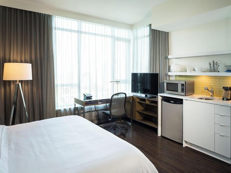 Element Vancouver Metrotown image
