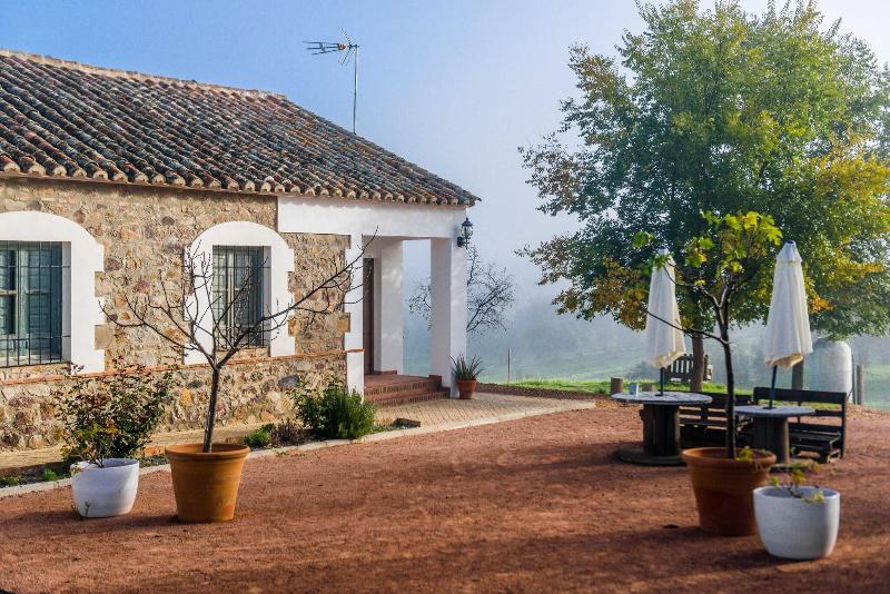 Balneario Aguas De Villaharta image