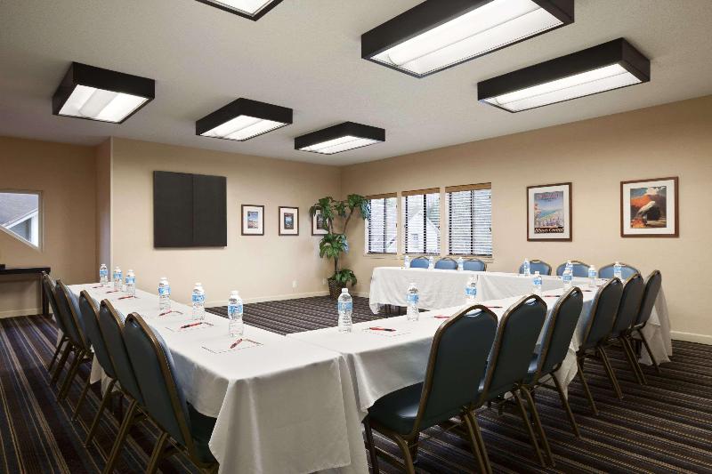 ホーソーン スイーツ バイ ウィンダム トロイ ミシガン