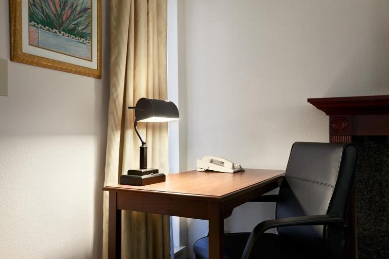 ホーソーン スイーツ バイ ウィンダム トロイ ミシガン