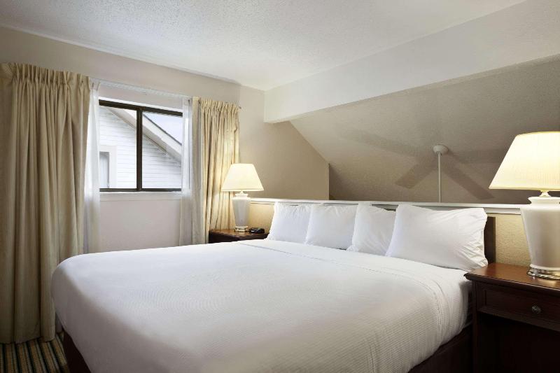 ホーソーン スイーツ バイ ウィンダム トロイ ミシガン