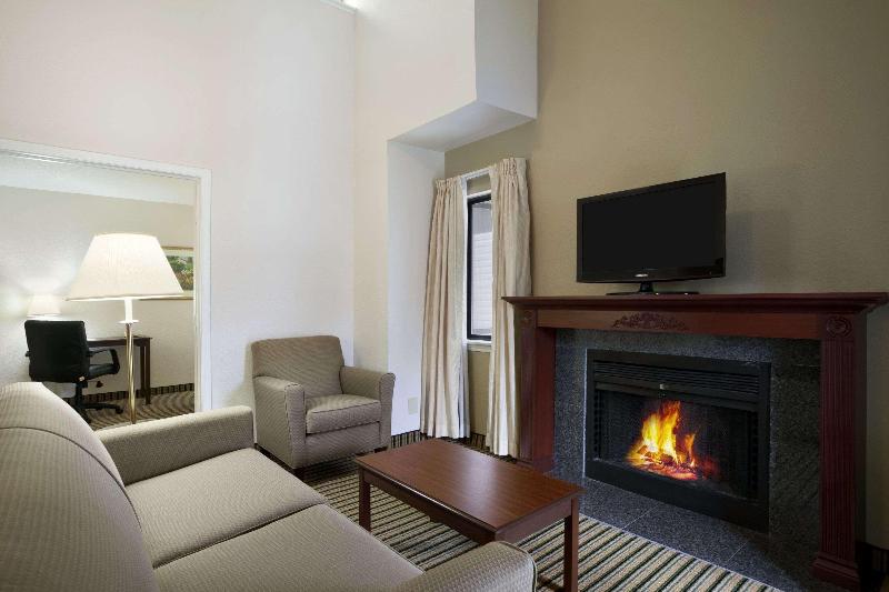 ホーソーン スイーツ バイ ウィンダム トロイ ミシガン