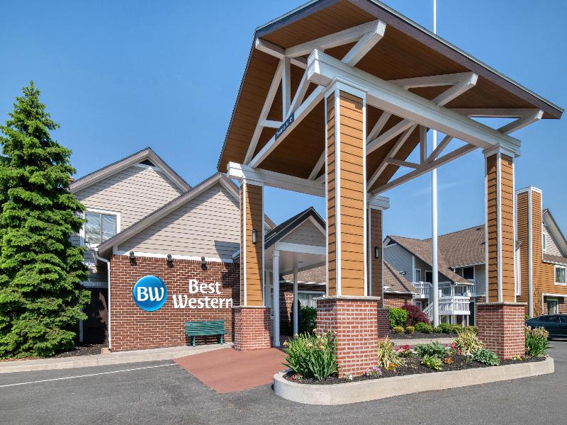 Best Western Fishkill Inn & Suites image