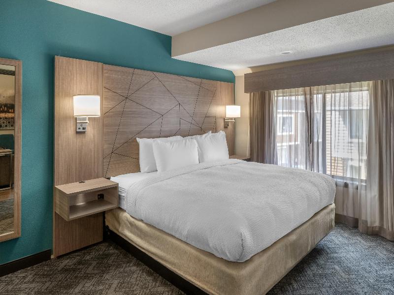 Best Western Fishkill Inn & Suites image