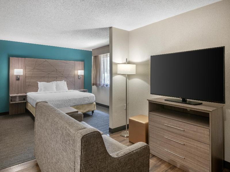 Best Western Fishkill Inn & Suites image