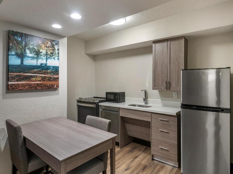 Best Western Fishkill Inn & Suites image