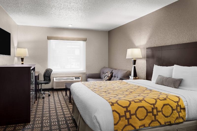 Baymont By Wyndham Jefferson City image