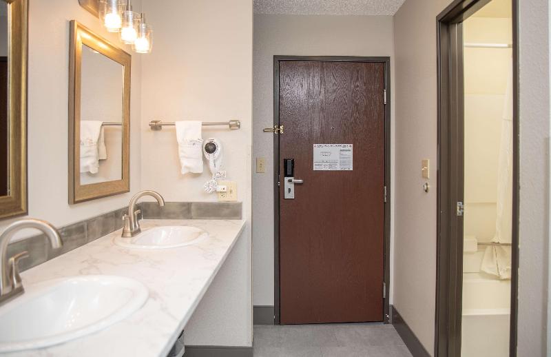 SureStay Plus by Best Western Montrose image