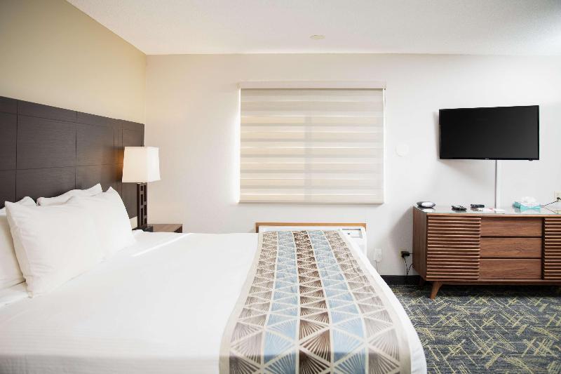 SureStay Plus by Best Western Montrose image