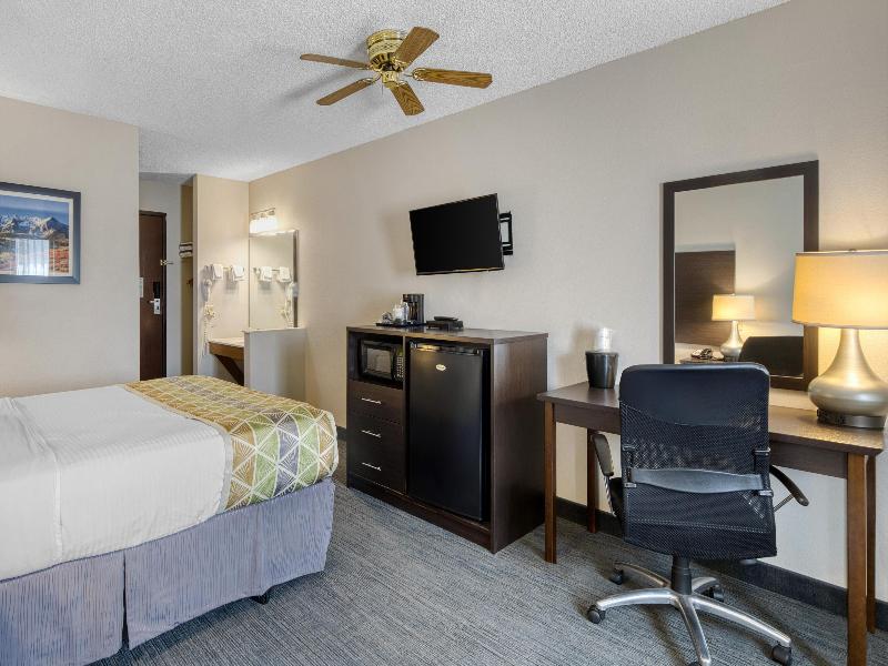 Room Accessible-Queen Size Bed — photo 9