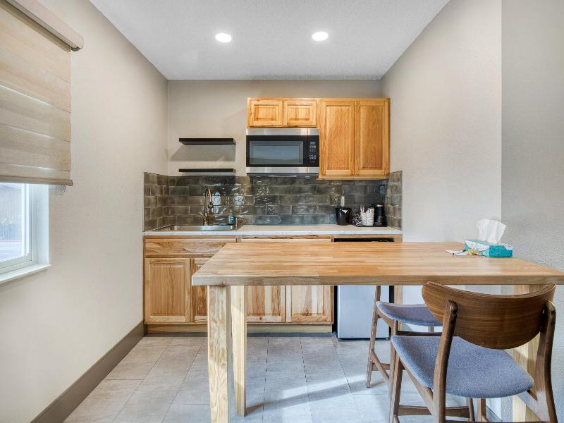 SUITE CAPACITY 4 — photo 9