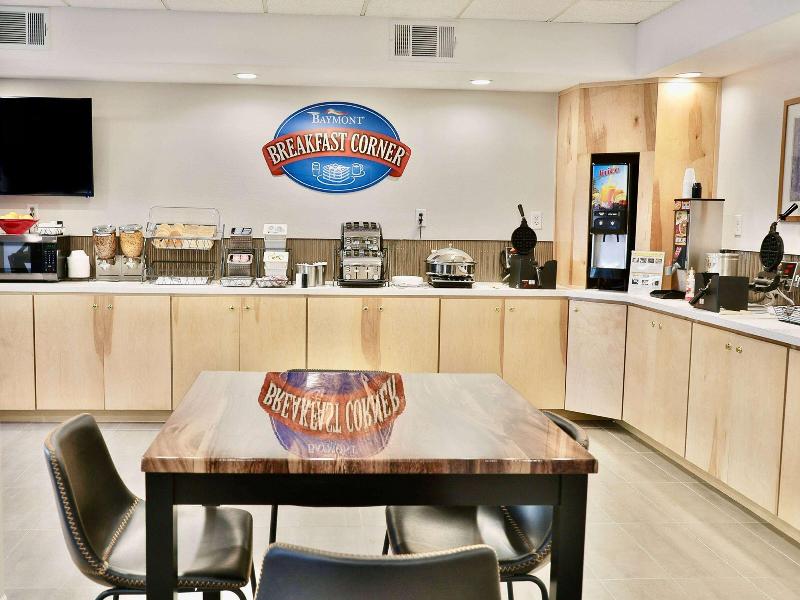 Baymont by Wyndham Tucson Airport image