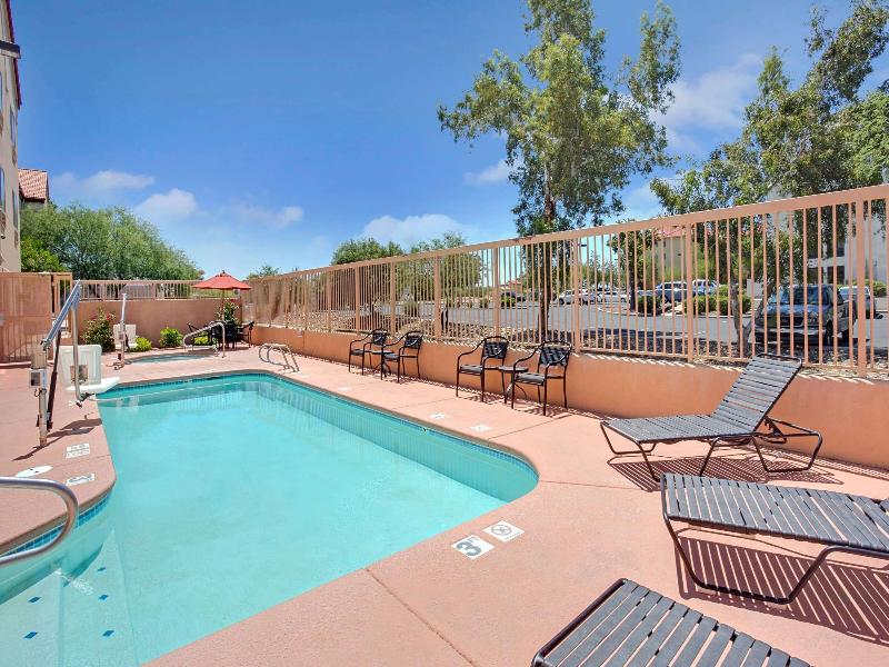 Baymont by Wyndham Tucson Airport image