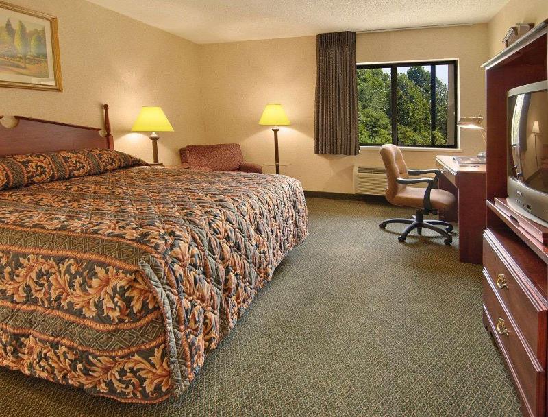 Baymont by Wyndham Corydon image