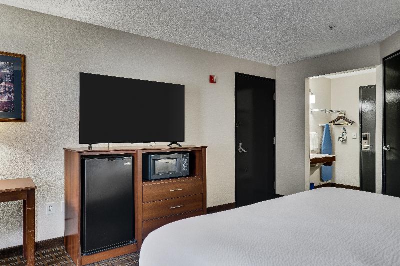 Baymont By Wyndham La Crosse/Onalaska image