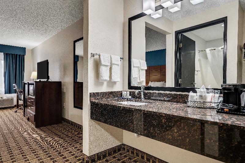 Baymont By Wyndham La Crosse/Onalaska image