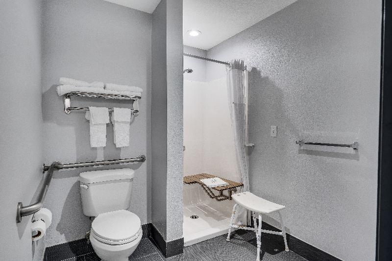 Baymont By Wyndham La Crosse/Onalaska image