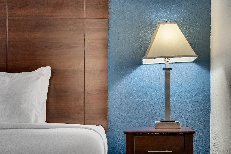 Baymont By Wyndham La Crosse/Onalaska image