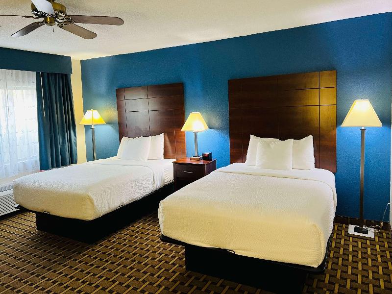 Baymont By Wyndham La Crosse/Onalaska image