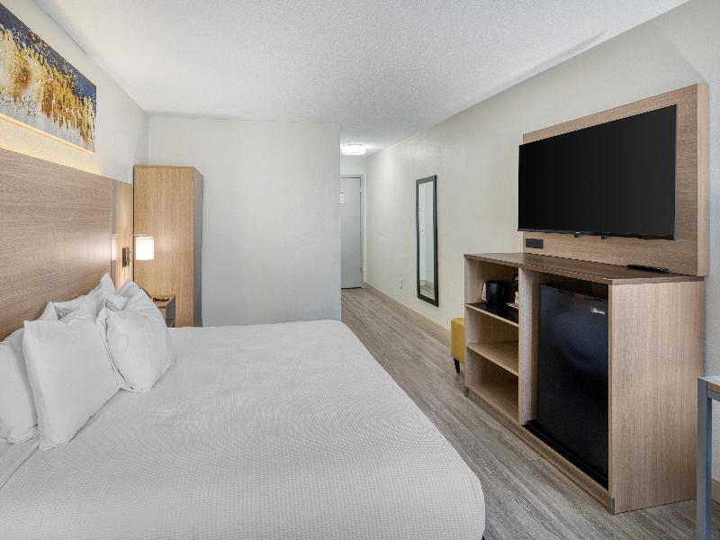 Best Western Greensboro Coliseum Inn image