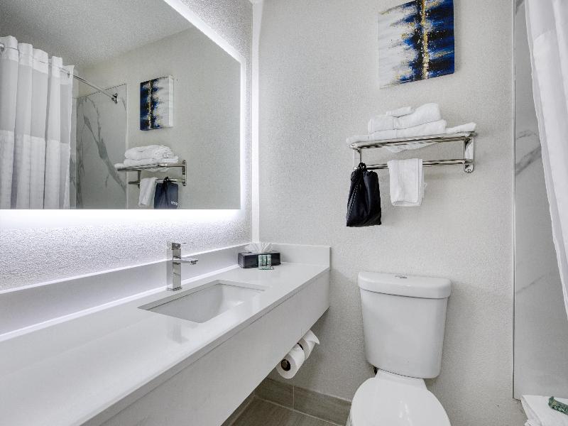 Best Western Greensboro Coliseum Inn image