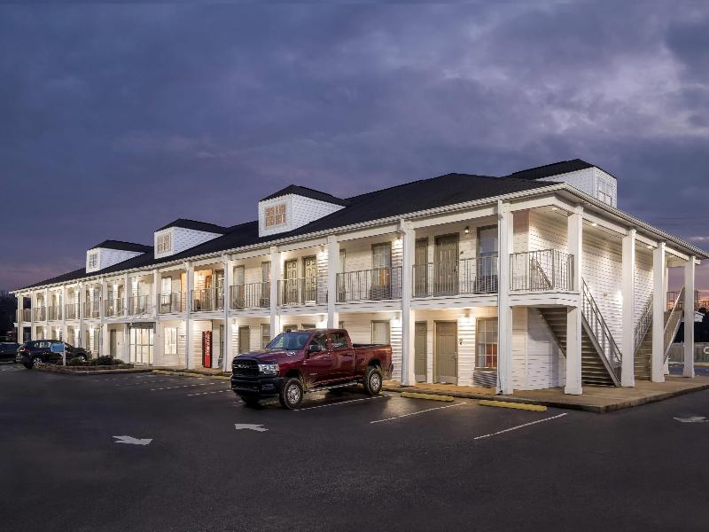 Baymont by Wyndham Tuscaloosa image