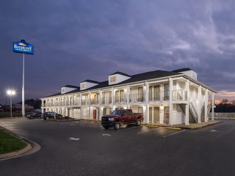 Baymont by Wyndham Tuscaloosa image