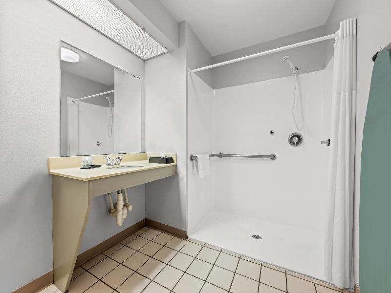 Baymont by Wyndham Tuscaloosa image