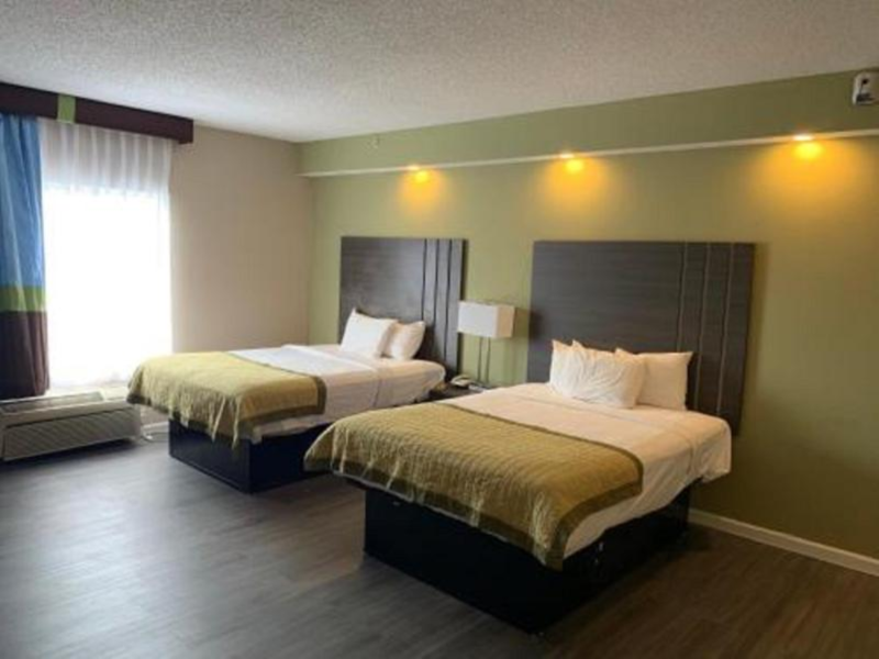 Room TWO DOUBLE BEDS