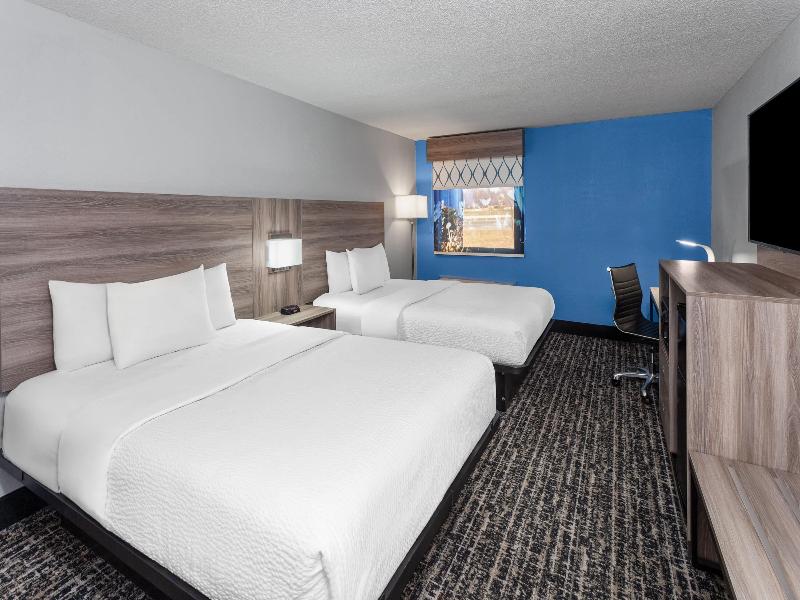 Baymont By Wyndham Indianapolis South image