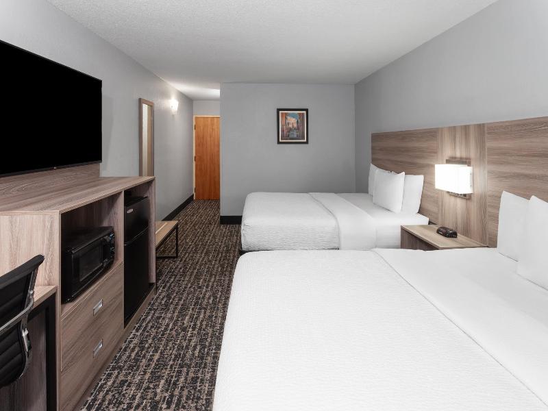 Baymont By Wyndham Indianapolis South image