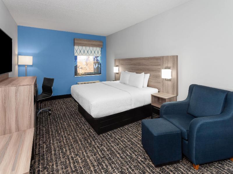 Baymont By Wyndham Indianapolis South image