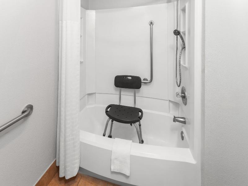 Baymont By Wyndham Indianapolis South image