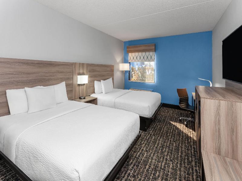 Baymont By Wyndham Indianapolis South image