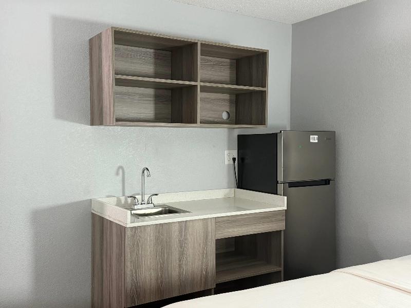 Baymont By Wyndham Indianapolis South image