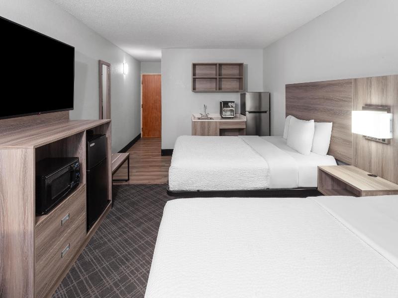 Baymont By Wyndham Indianapolis South image