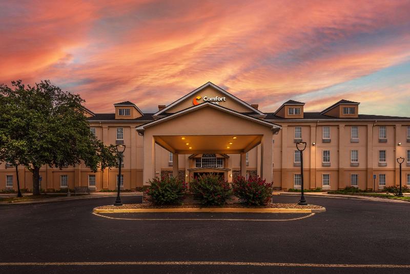 Comfort Inn Lafayette North I-10 image