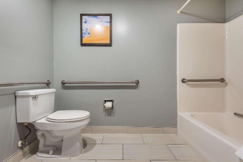 Comfort Inn Lafayette North I-10 image