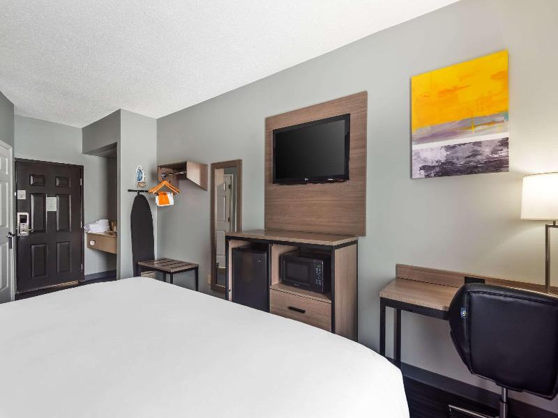 Comfort Inn Lafayette North I-10 image