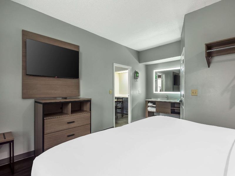 Comfort Inn Lafayette North I-10 image